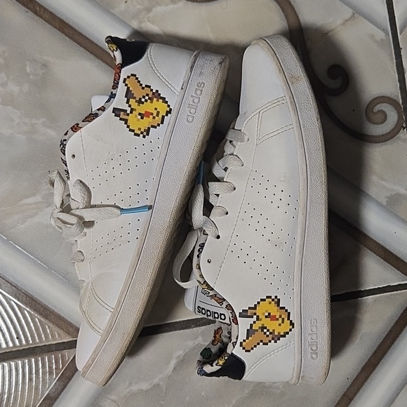 Adidas X Pokemon - Picture 1 of 6